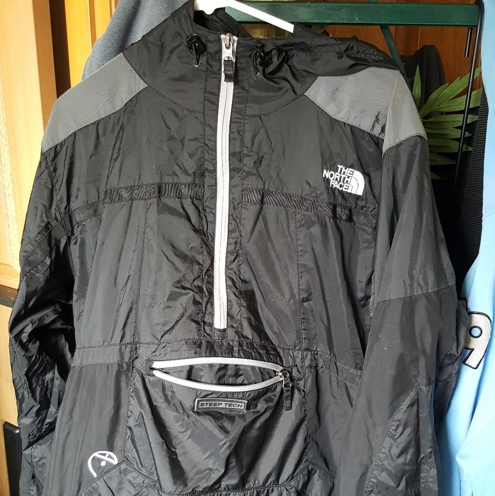North face windbreaker